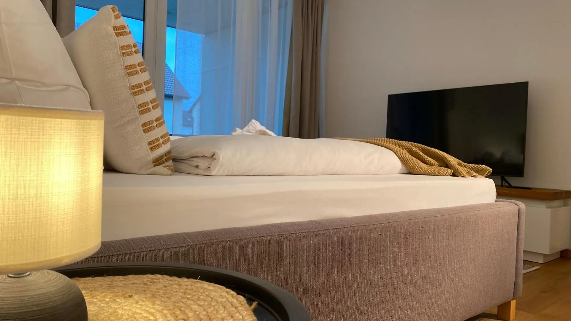 Modern Zentral Parkplatz Terasse Netflix Apartment Straubing 0*,  Germany